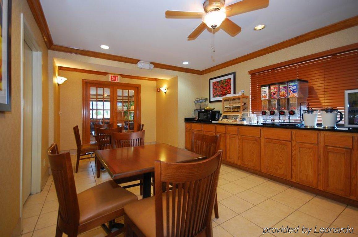 Best Western Shenandoah Inn Ньюнан Ресторан фото